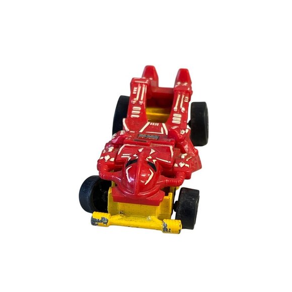 Hot Wheels Red & Yellow Zombot Diecast Car 2017 Mattel 1:36 Scale - Picture 3 of 5